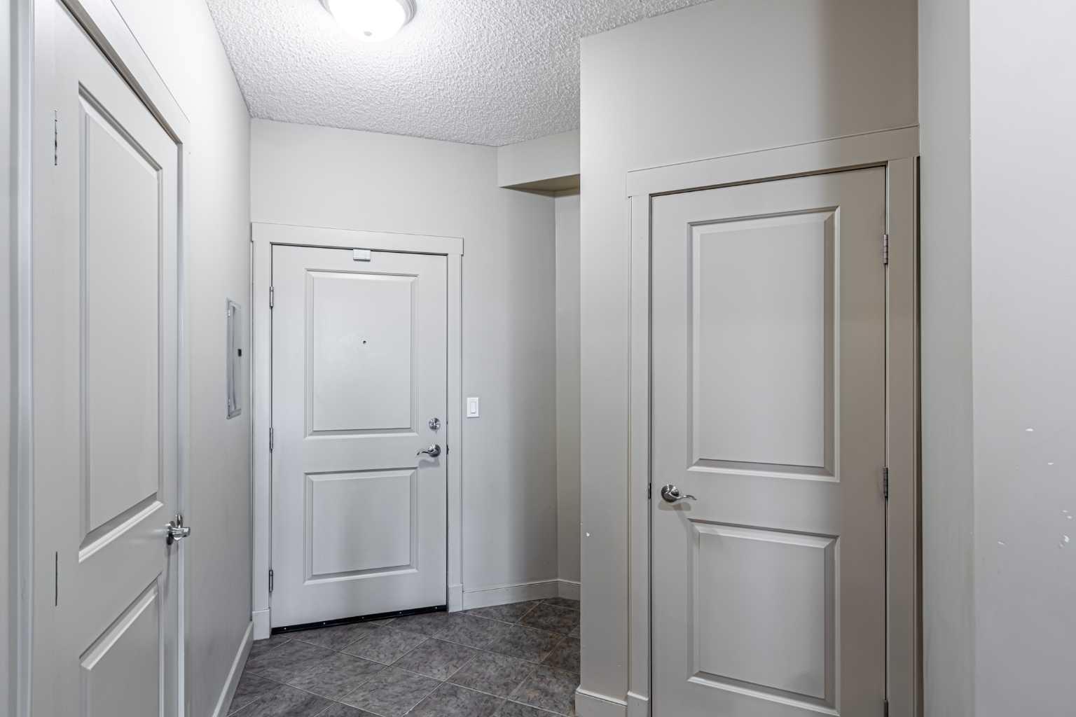 11811 Lake Fraser Drive SE 4711