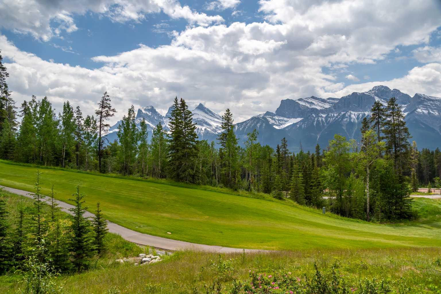 129 Silvertip Ridge