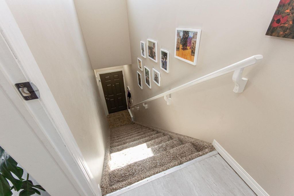 Photo of 639 Oak Street #405, Springbrook, AB T4S 0E5 (MLS # A2308285)