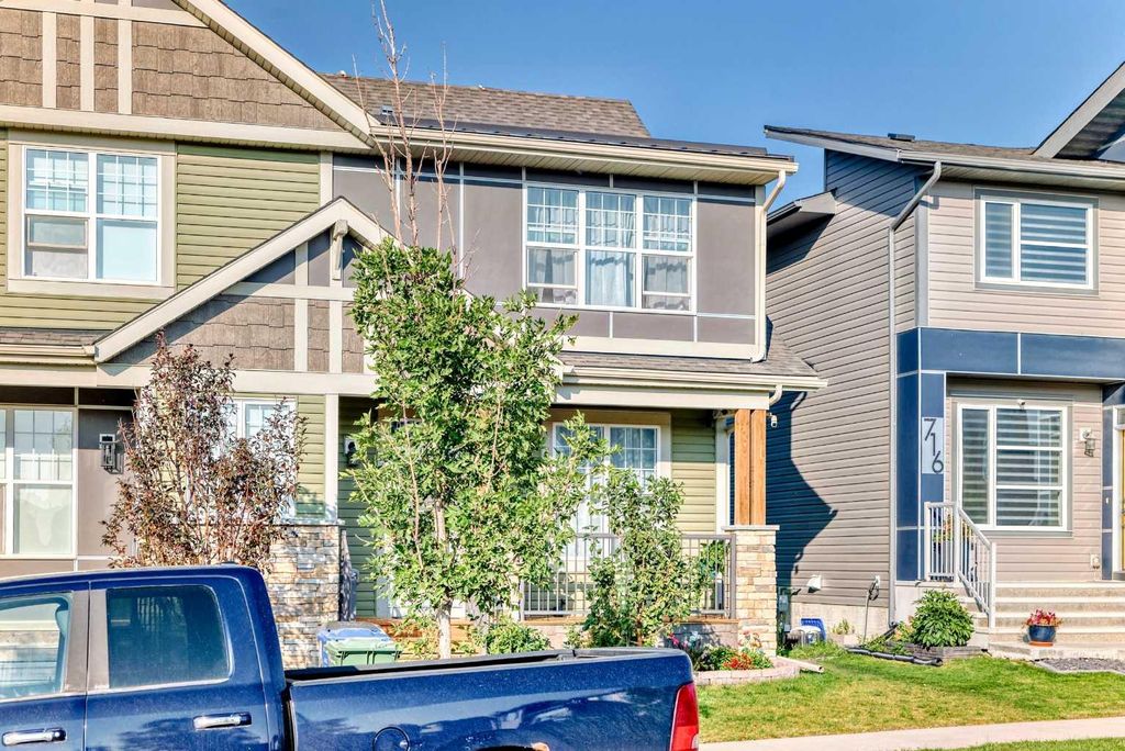 Photo of 720 Livingston Hill NE, Calgary, AB T3P 1K5 (MLS # A2295526)