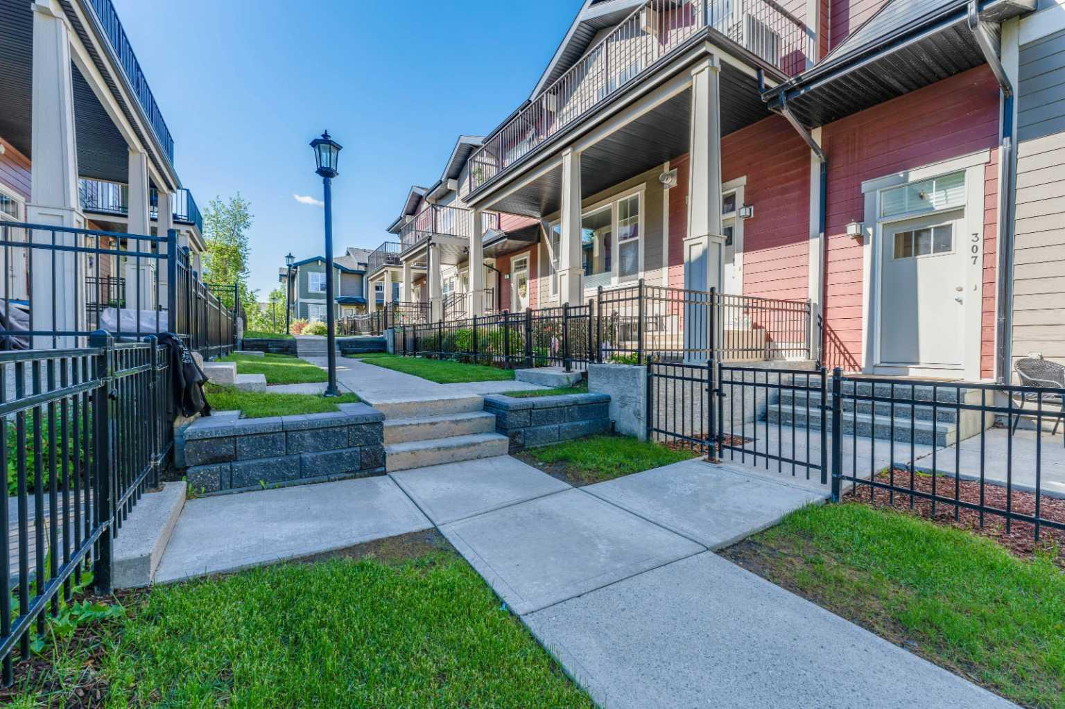 309 Cranford Walk SE