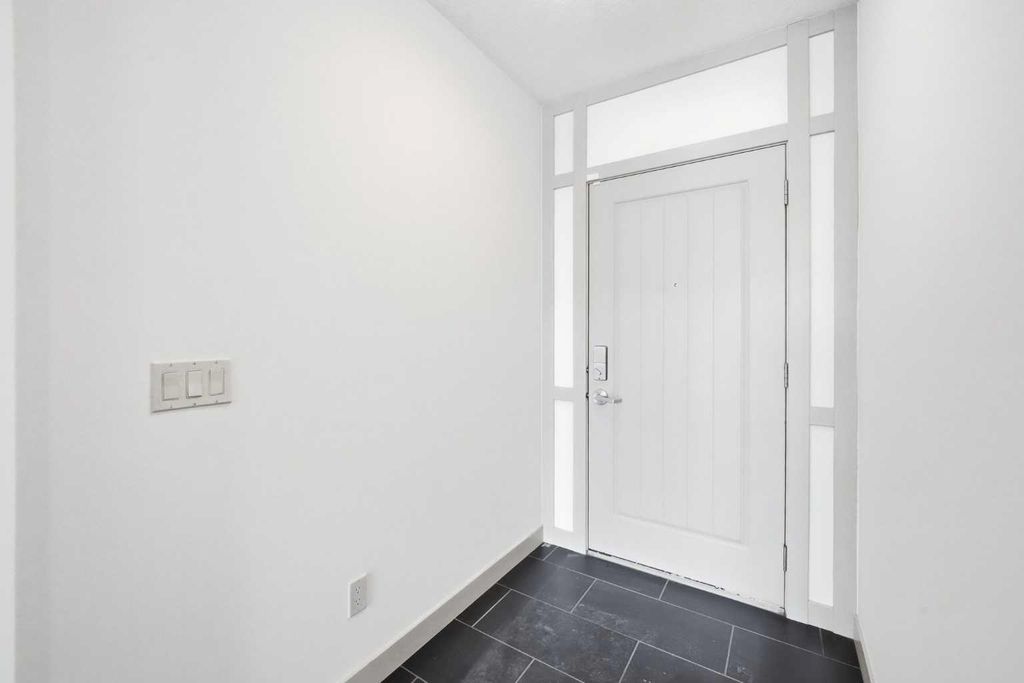 Photo of 428 Aspen Glen Place SW, Calgary, AB T3H 0E9 (MLS # A2293179)