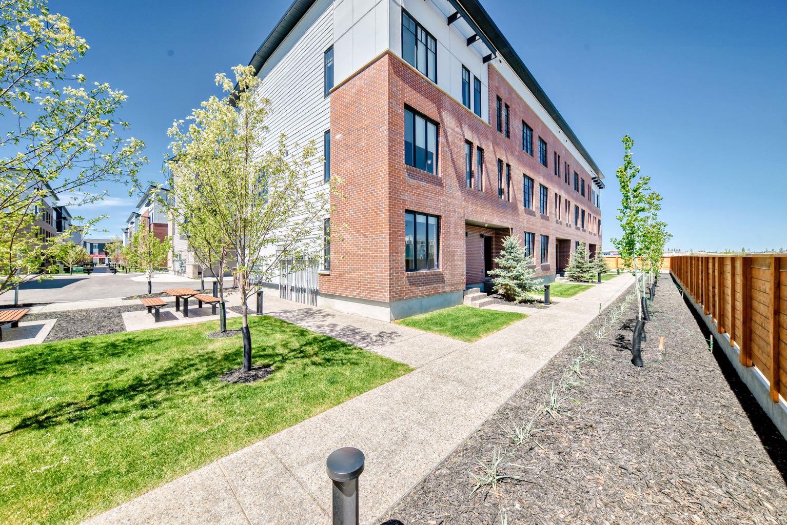 8155 8 Avenue SW 512