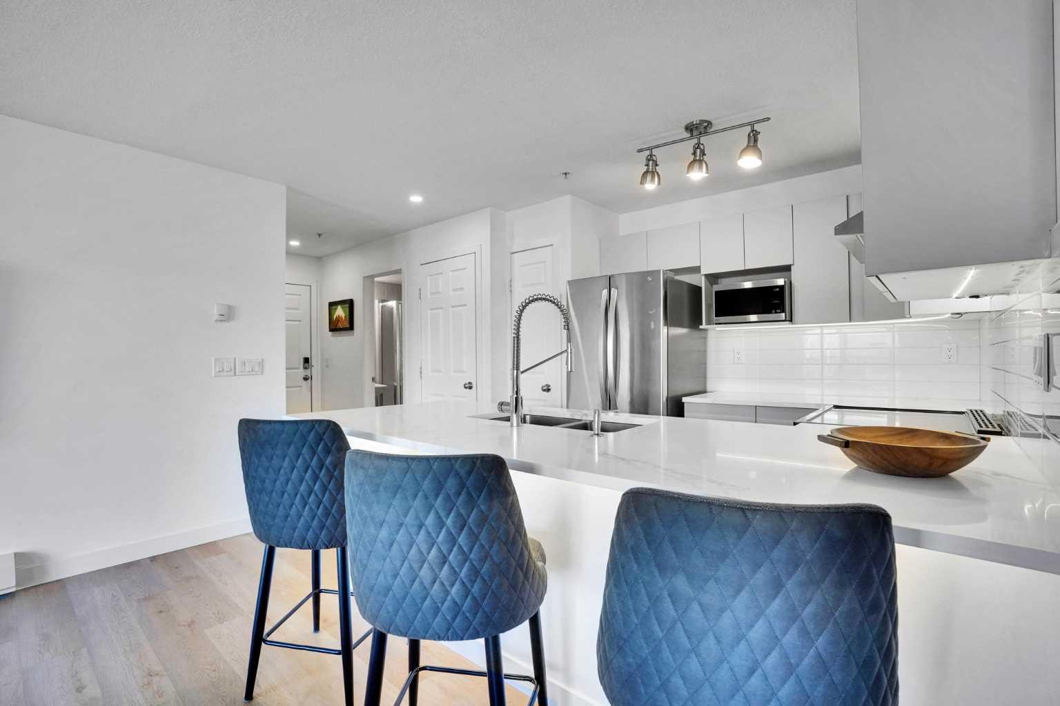 1833 11 Avenue SW 203