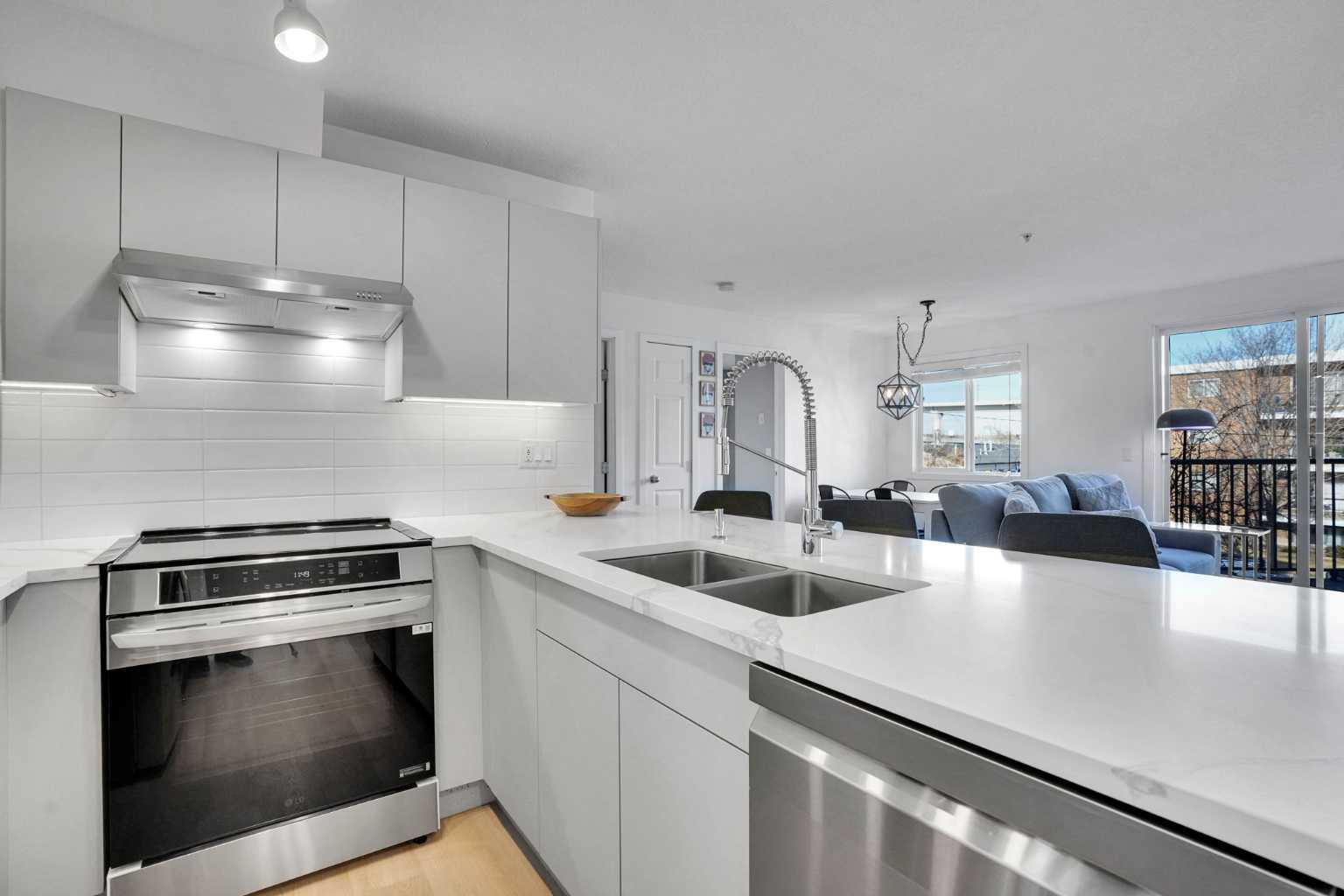 1833 11 Avenue SW 203