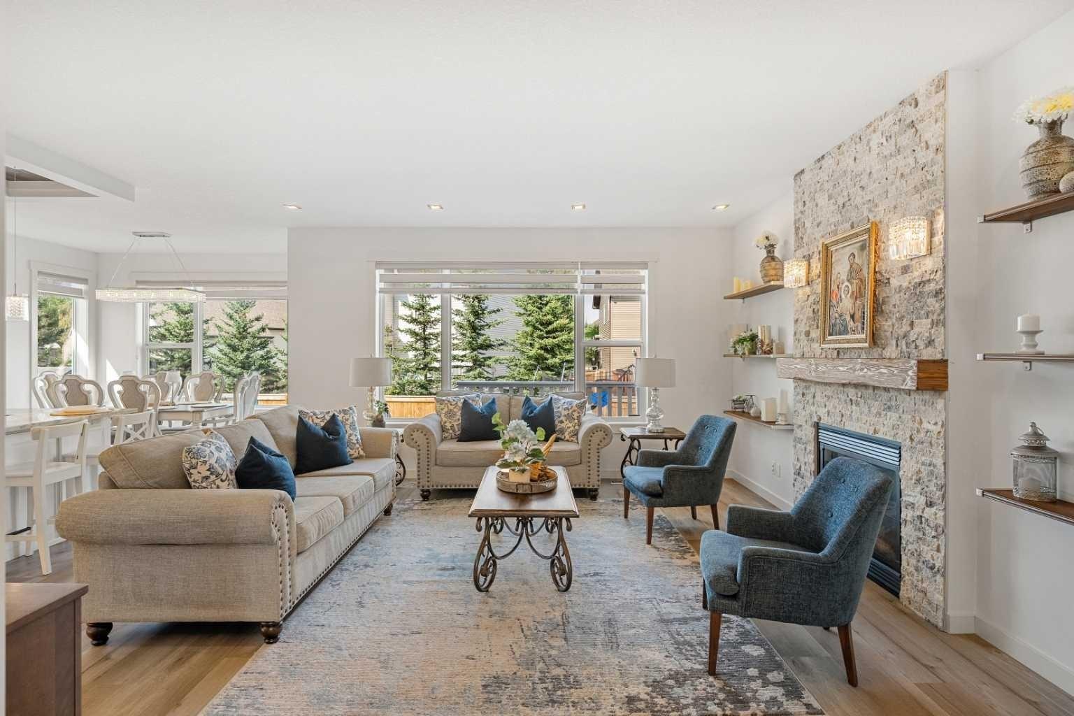 808 Coopers Square SW