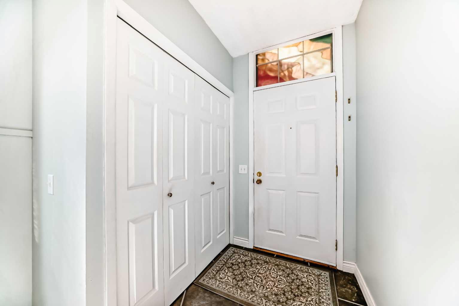391 Point Mckay Gardens NW