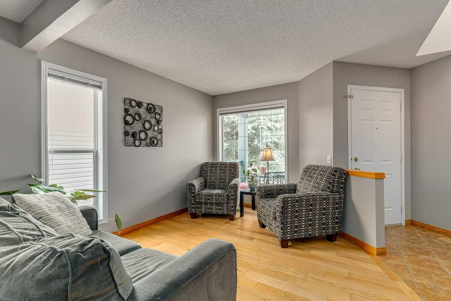 192 Mt Brewster Circle SE