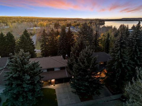116 Bay View Drive SW Calgary AB T2V 3N8