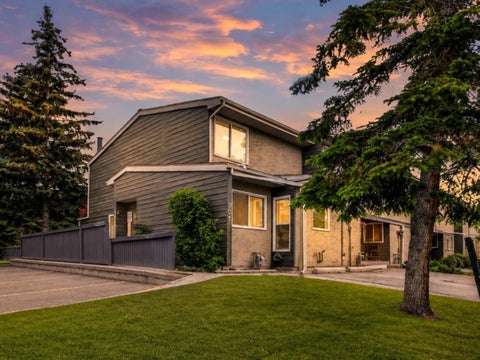 Photo of 6223 31 Avenue NW #901, Calgary, AB T3B 3X2 (MLS # A2344279)