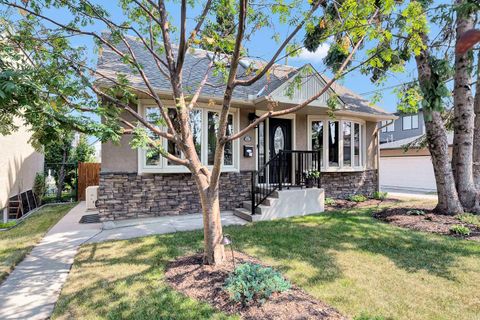 Photo of 1420 32 Street SW, Calgary, AB T3C 1N3 (MLS # A2332014)