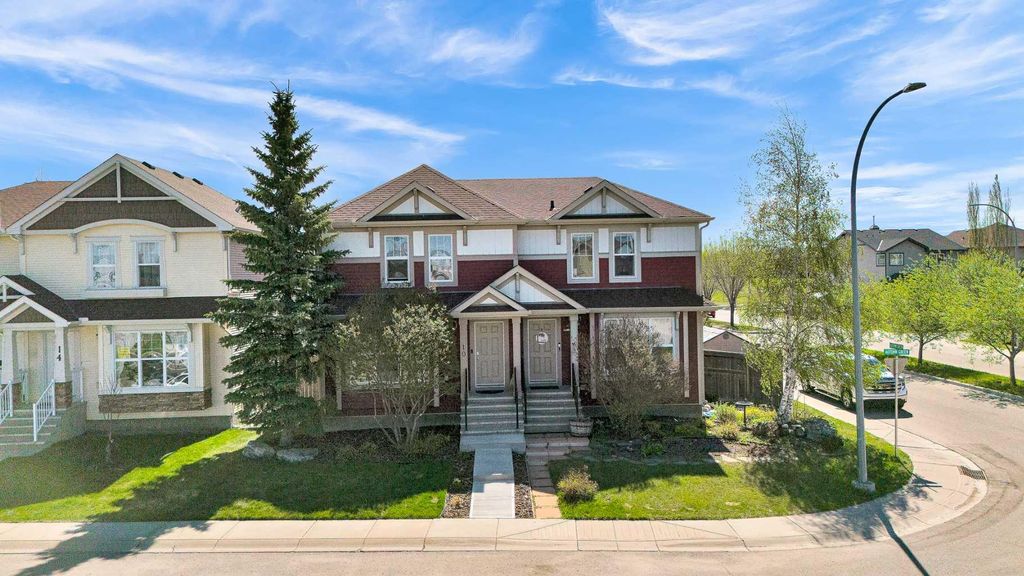 Photo of 10 Autumn Green SE, Calgary, AB T3M 0P2 (MLS # A2311381)