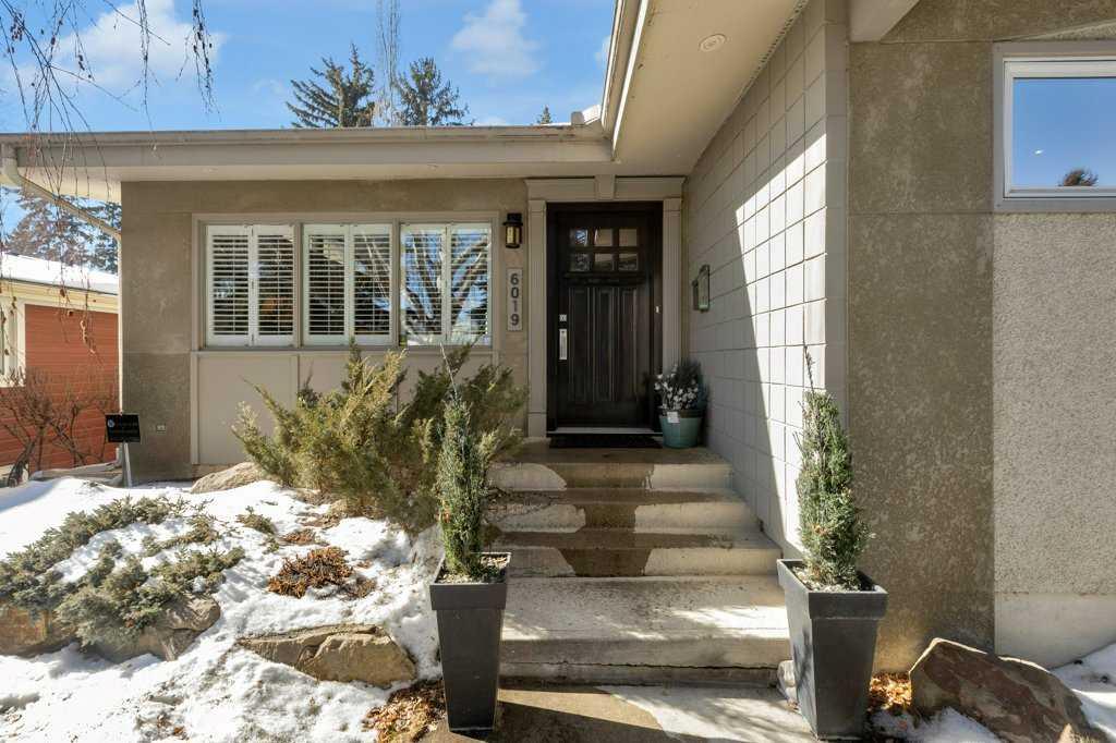 6019 Lakeview Drive SW