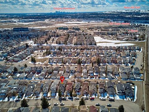 152 HARVEST GOLD Heights NE Calgary AB T3K 4H2