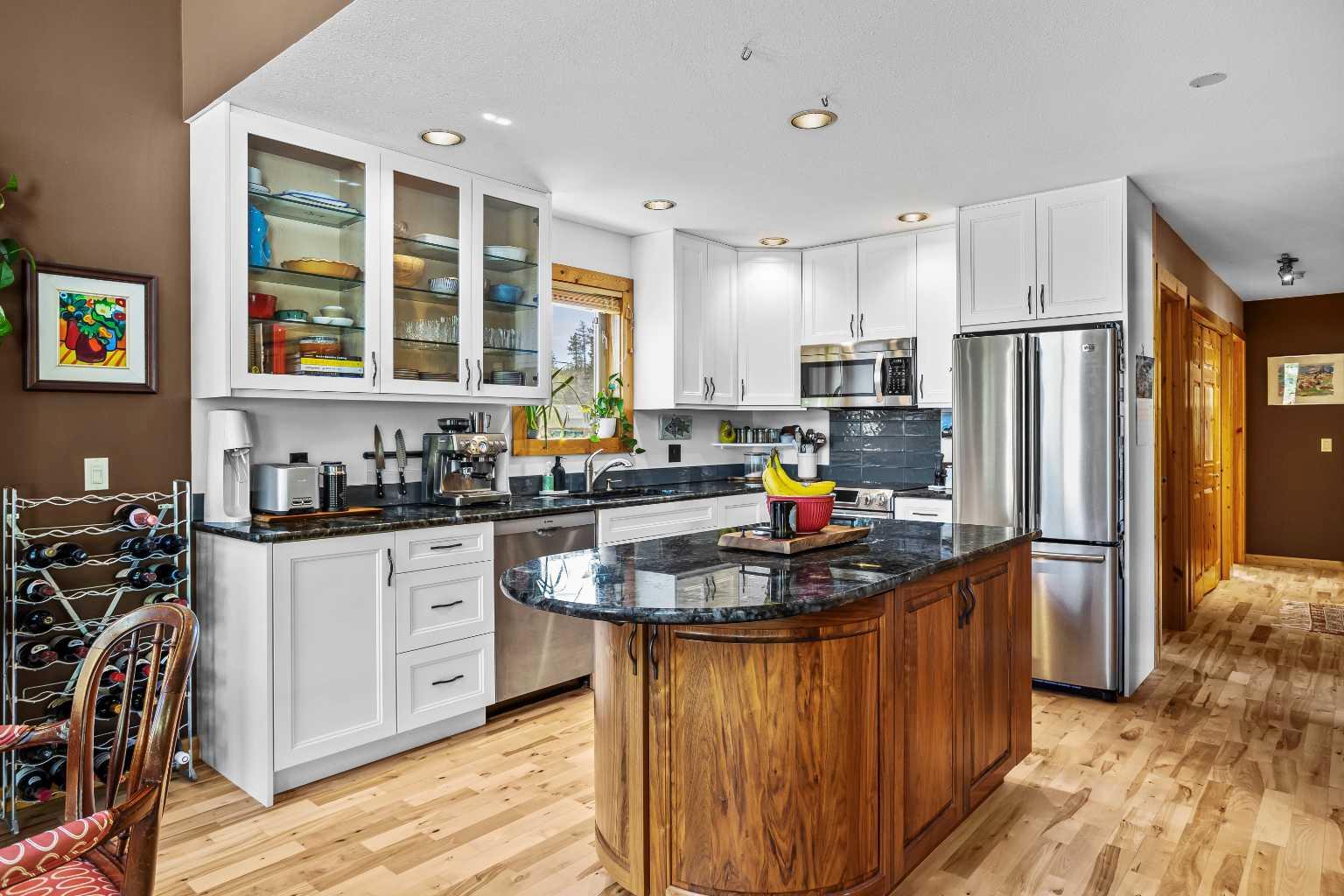 957 Lawrence Grassi Ridge