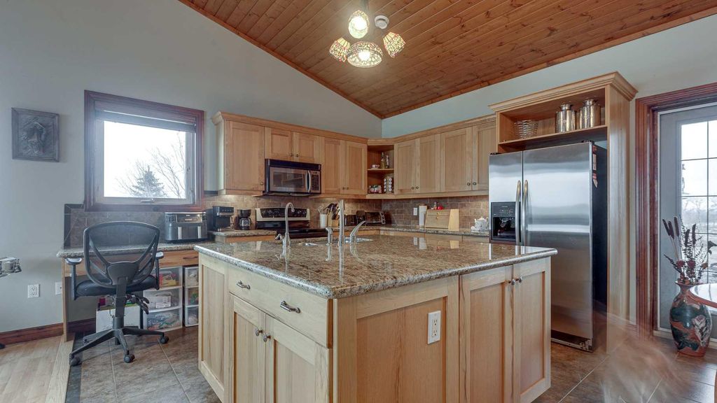 Photo of 38340 Range Road 22-1, Rural Stettler No. 6, County of, AB T0C 2E0 (MLS # A2293772)