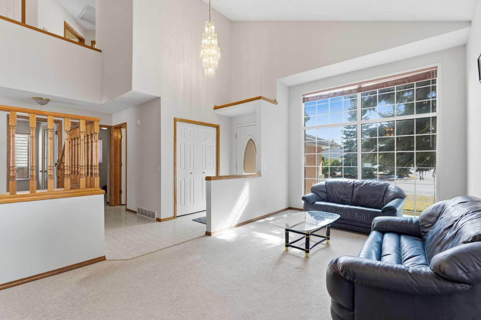 28 Sunlake Circle SE