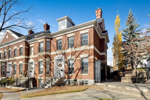 Photo of 86 Inverness Square SE, Calgary, AB T2Z 2Z2 (MLS # A2353325)
