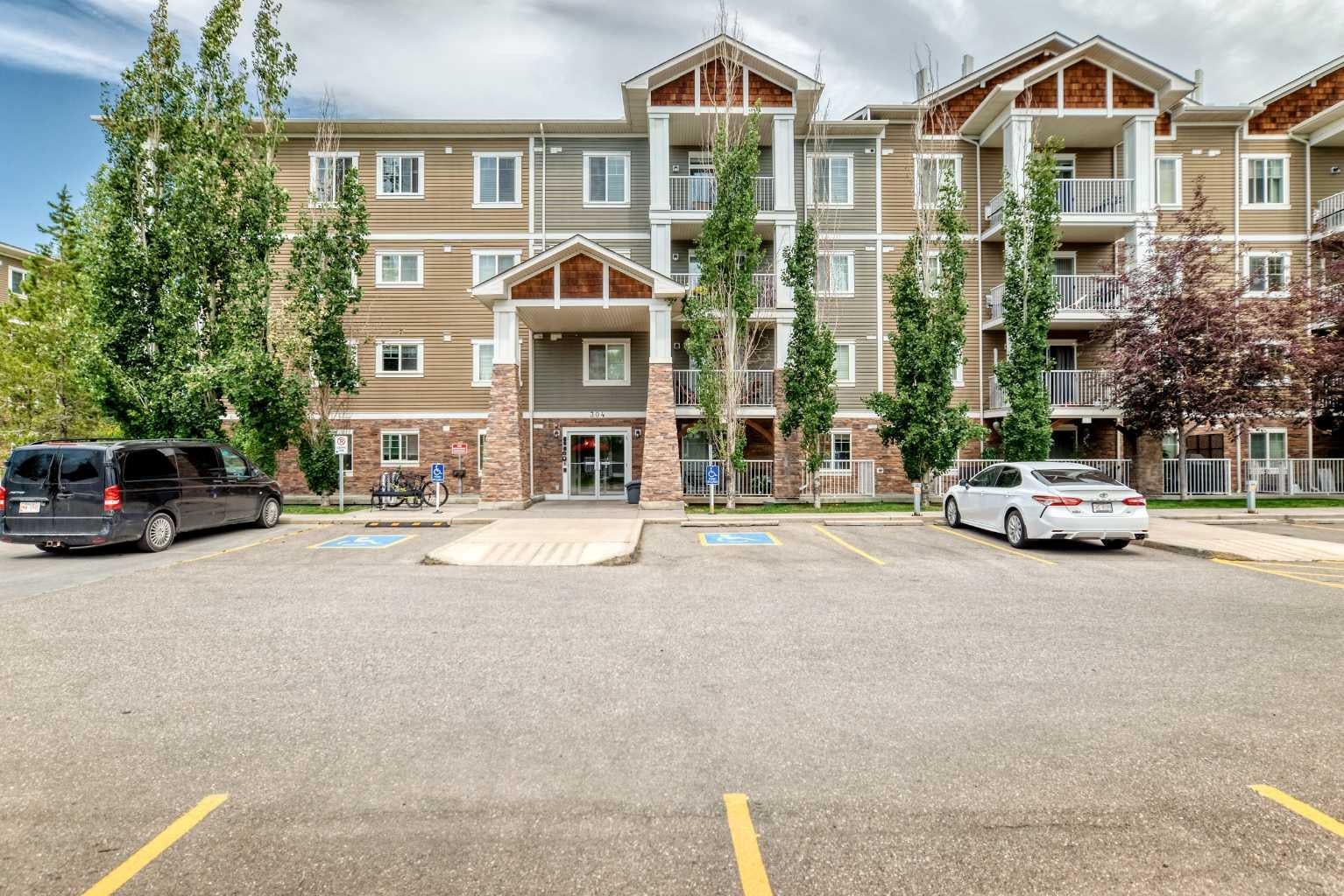 304 Cranberry Park SE 106
