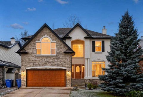 Photo of 110 Lakeview Shores, Chestermere, AB T1X 1H1 (MLS # A2355213)