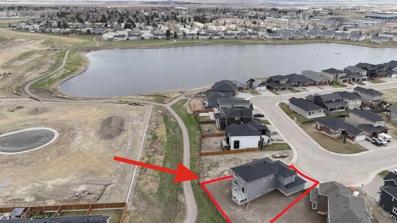 65 Lakes Estates Circle
