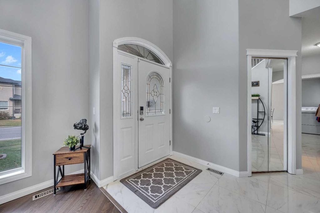 Photo of 1081 Panorama Hills Landing NW, Calgary, AB T3K 5M7 (MLS # A2277550)