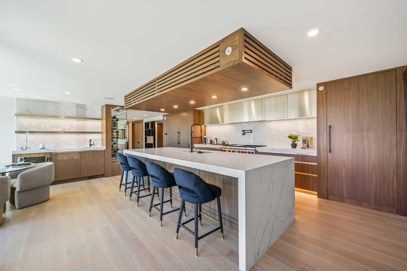 100 10A Street NW 403