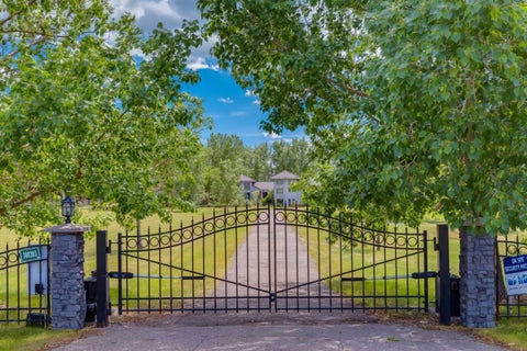 Photo of 280203 Township Road 235A, Rural Rocky View County, AB T1X 2C6 (MLS # A2310943)