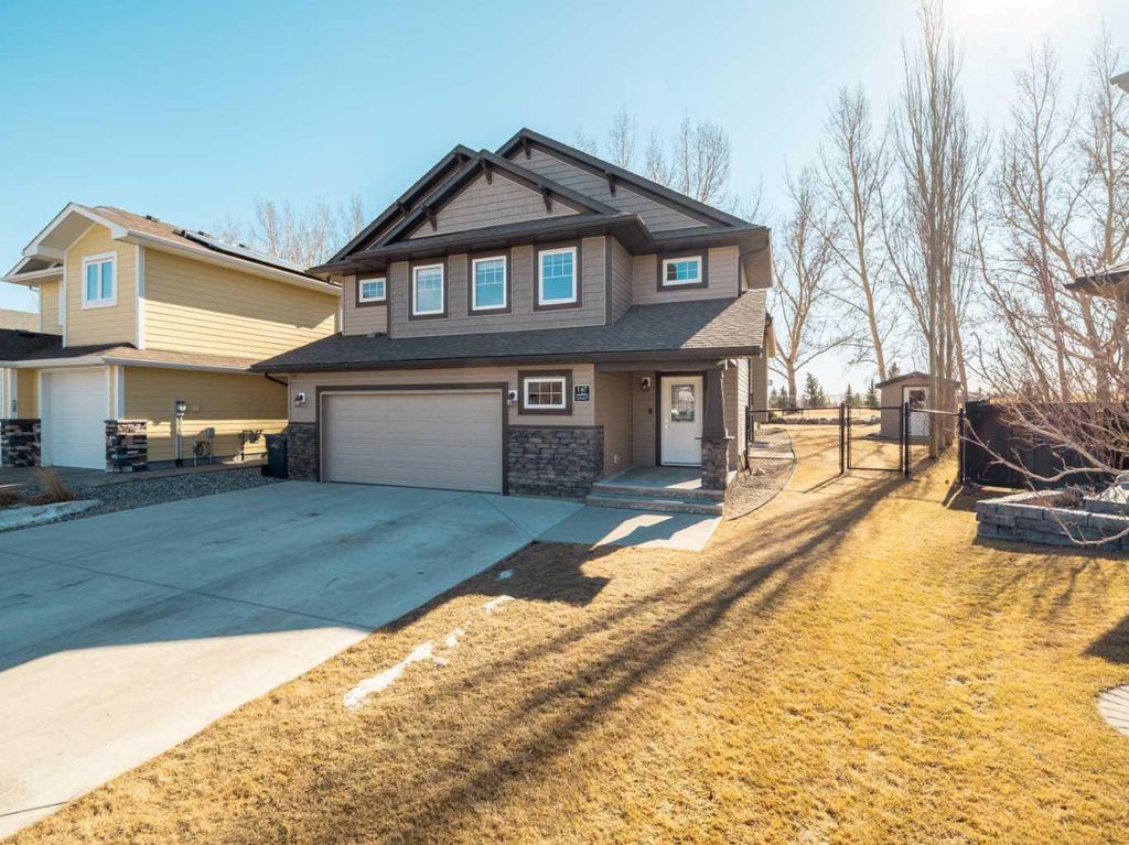 Photo of 147 Westgate Drive, Coaldale, AB T1M 0E1 (MLS # A2291001)
