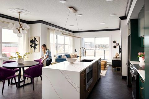 330 Dieppe Drive SW 503 Calgary AB T3E 2L4