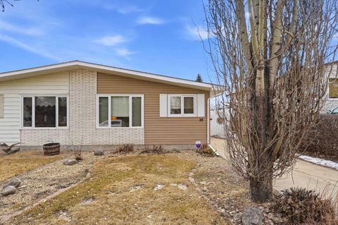 69 Wright Avenue Red Deer AB T4N 5X5