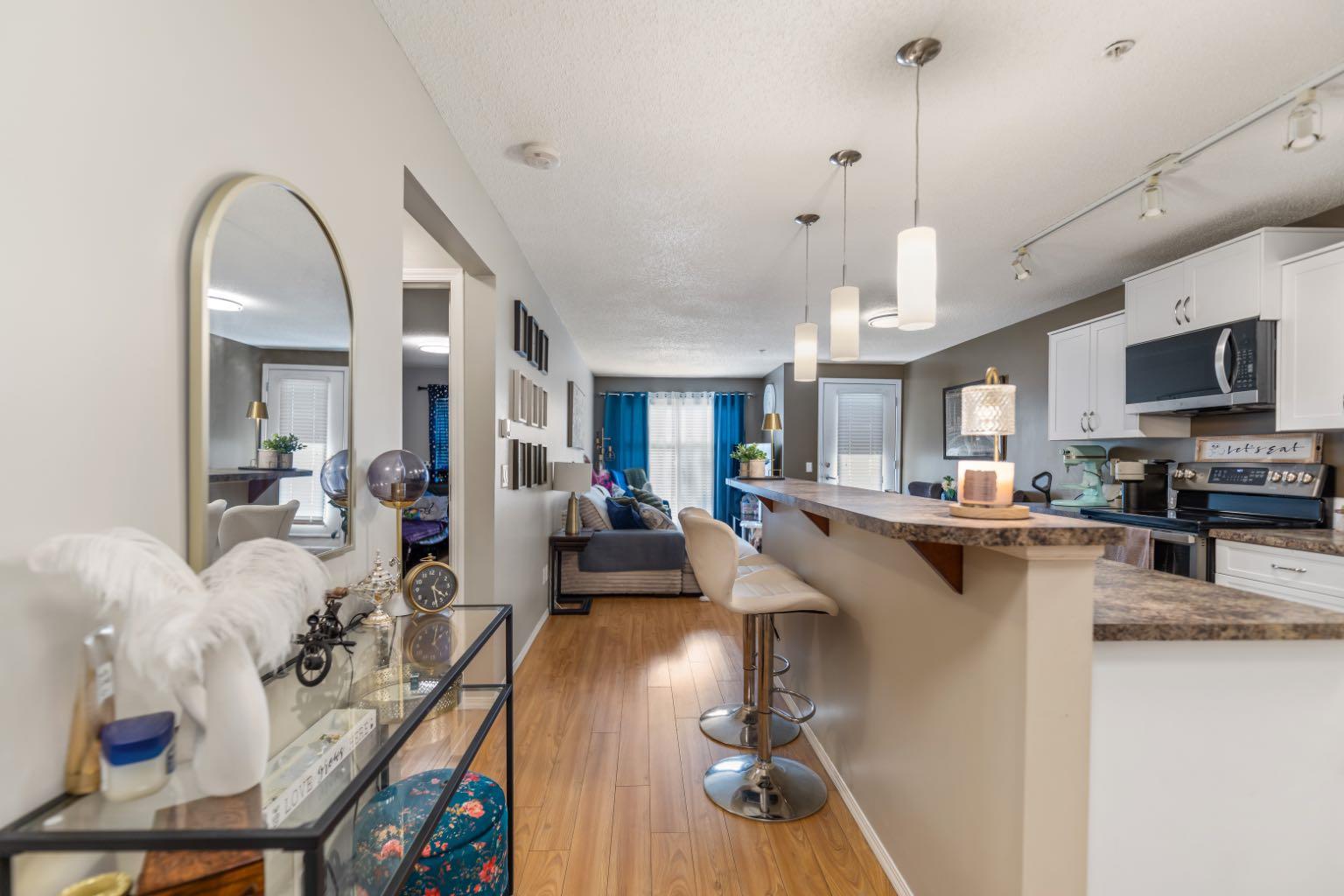 700 Willowbrook Road NW 2106