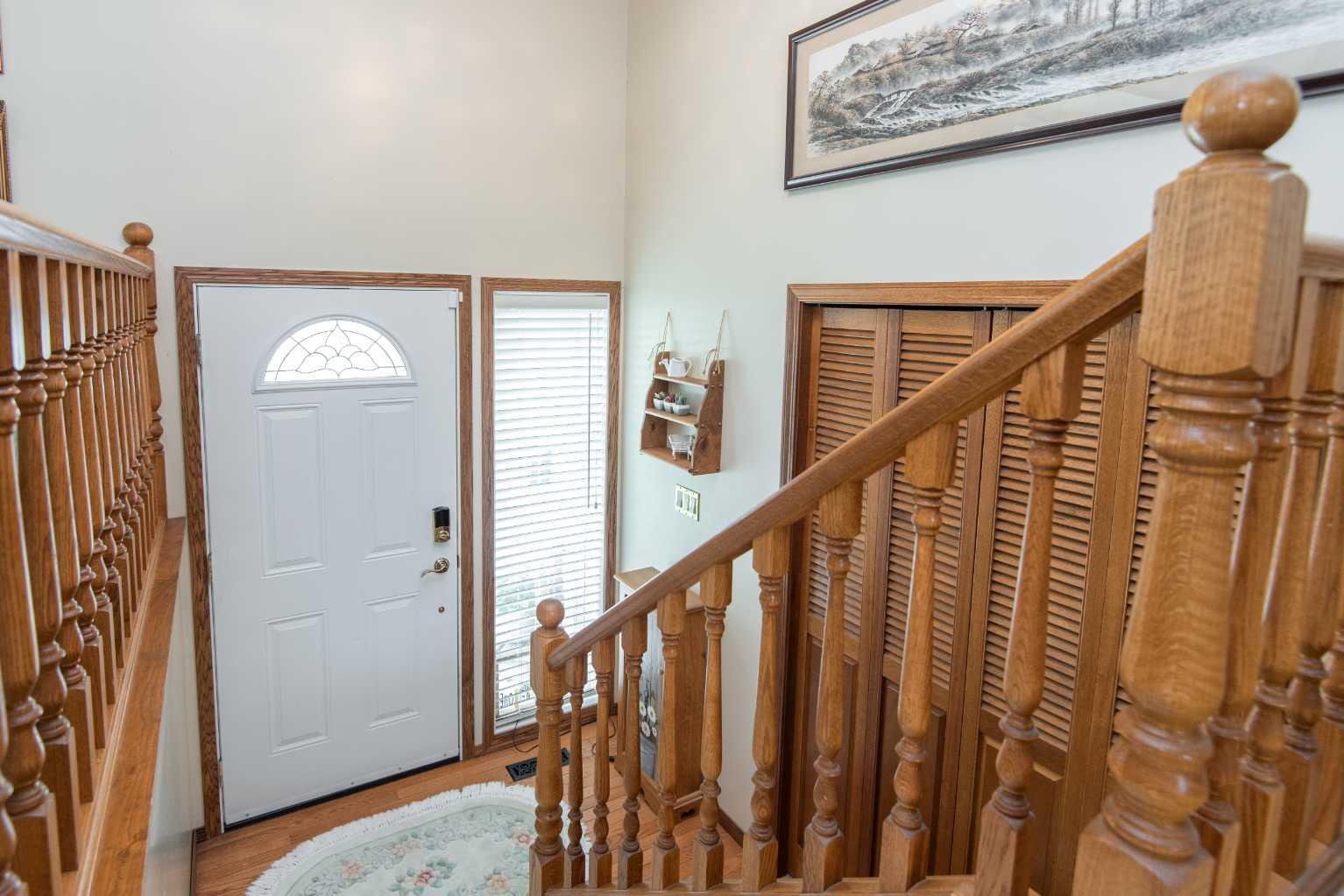 44 Huget Crescent