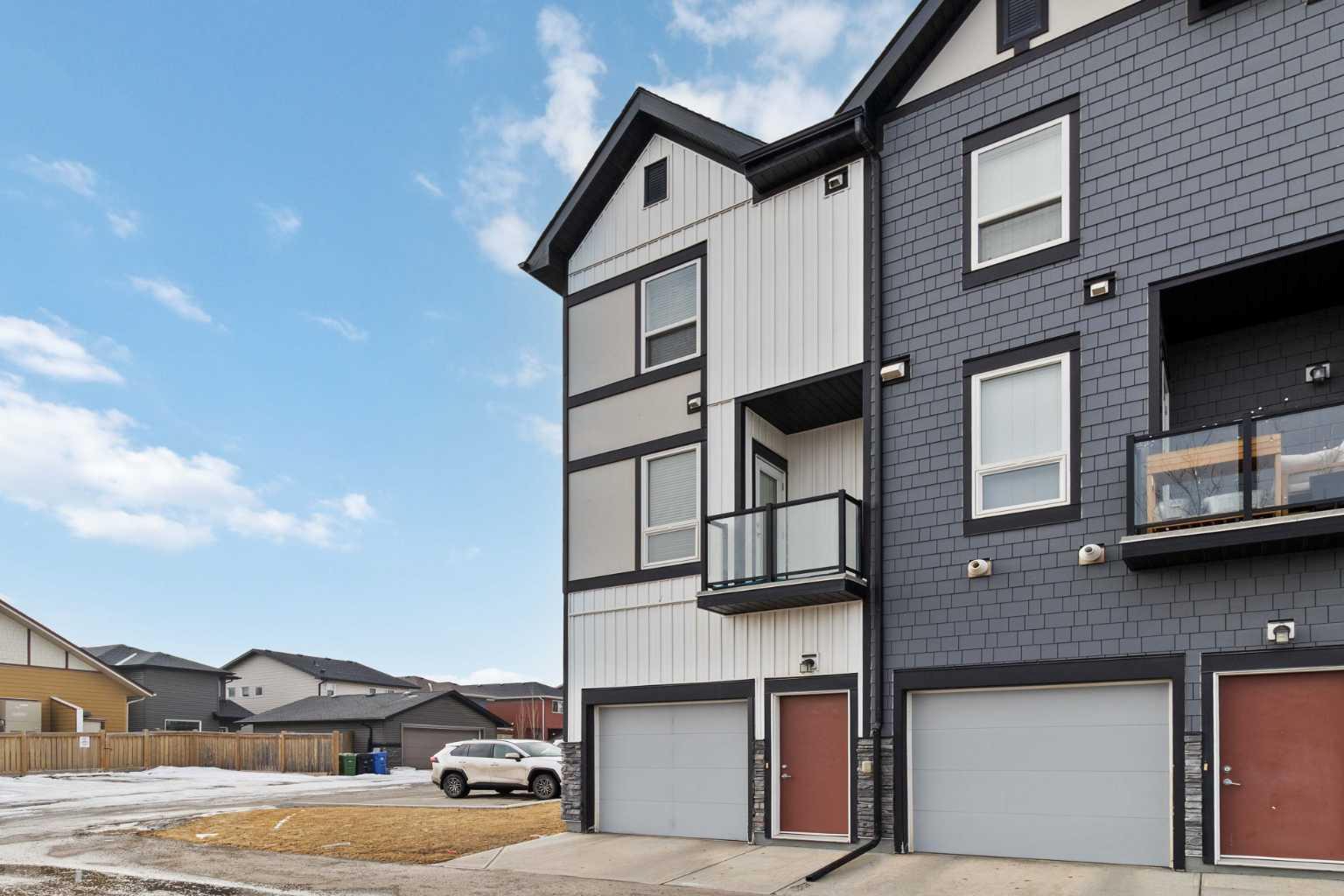 11 Evanscrest Mews NW 402