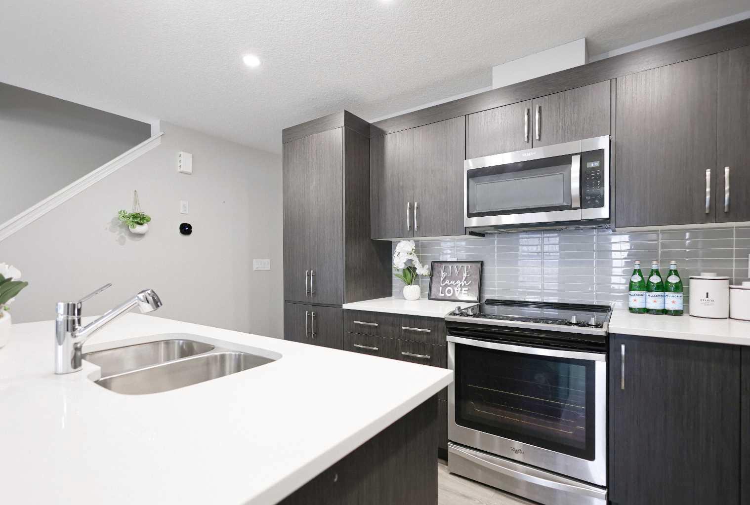 231 Windford Crescent SW