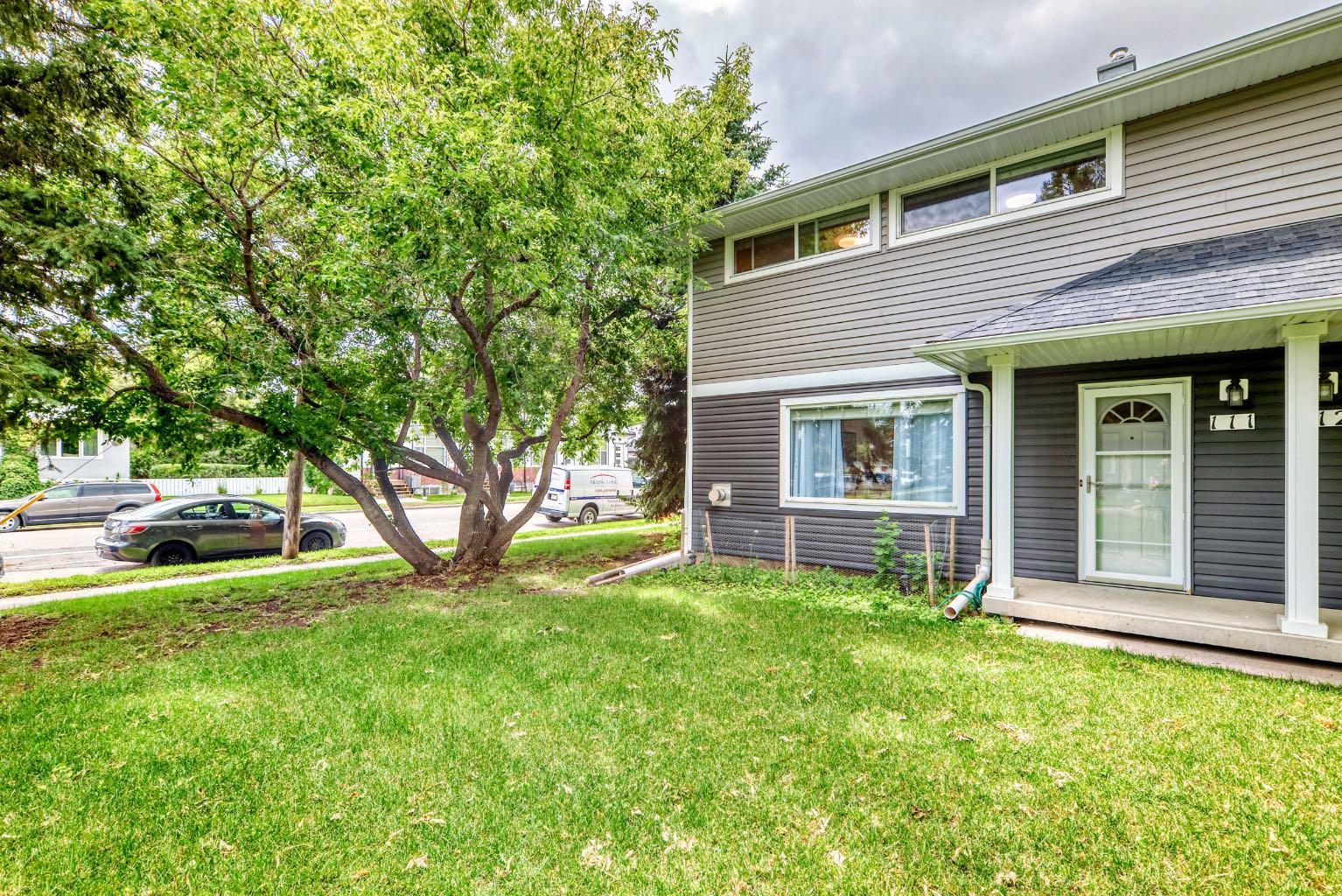 111 REGAL Park NE