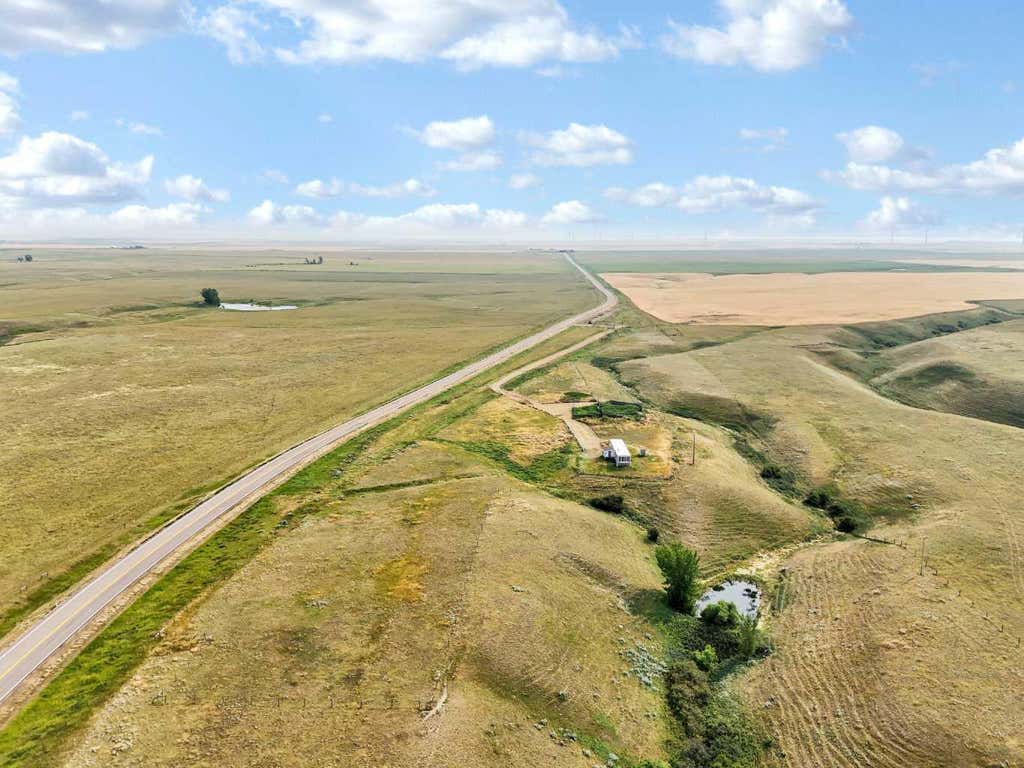 Photo of 11118 Highway 41, Rural Cypress County, AB T0J 1V0 (MLS # A2337177)