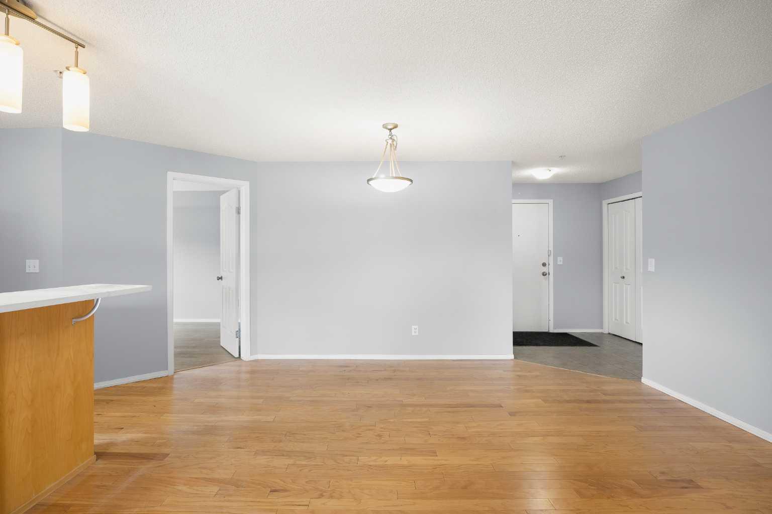 60 Panatella Street NW 4201