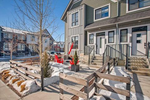 Property photo of 100 Walgrove Court Se 3401, Calgary, AB T2x 4n1
