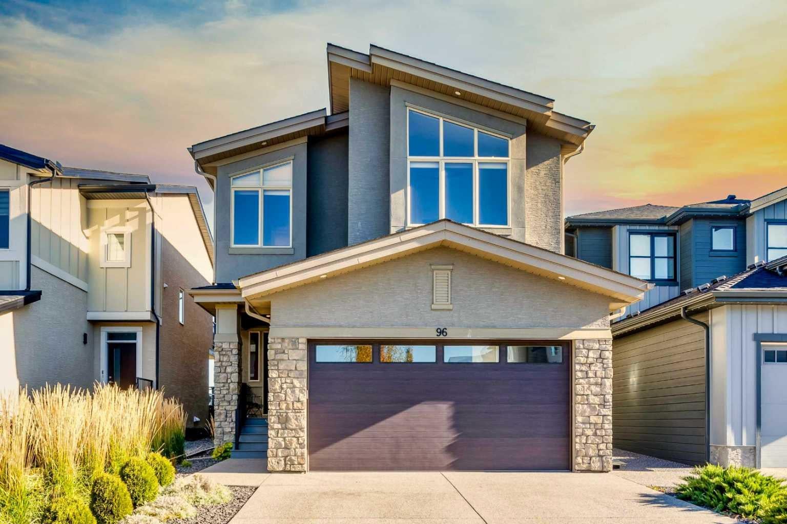 96 Walcrest View SE