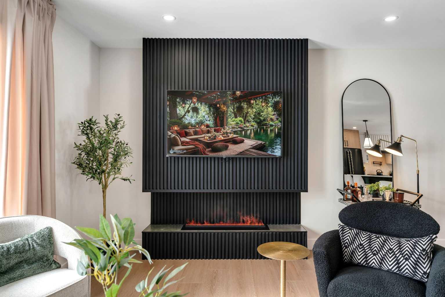 2416 Palliser Drive SW