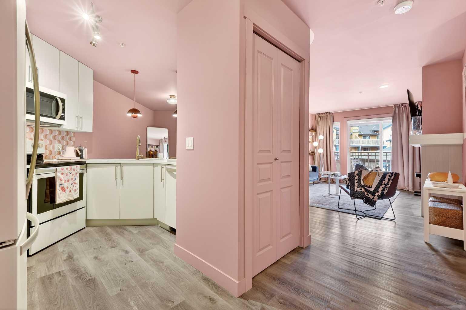 25 Richard Place SW 218