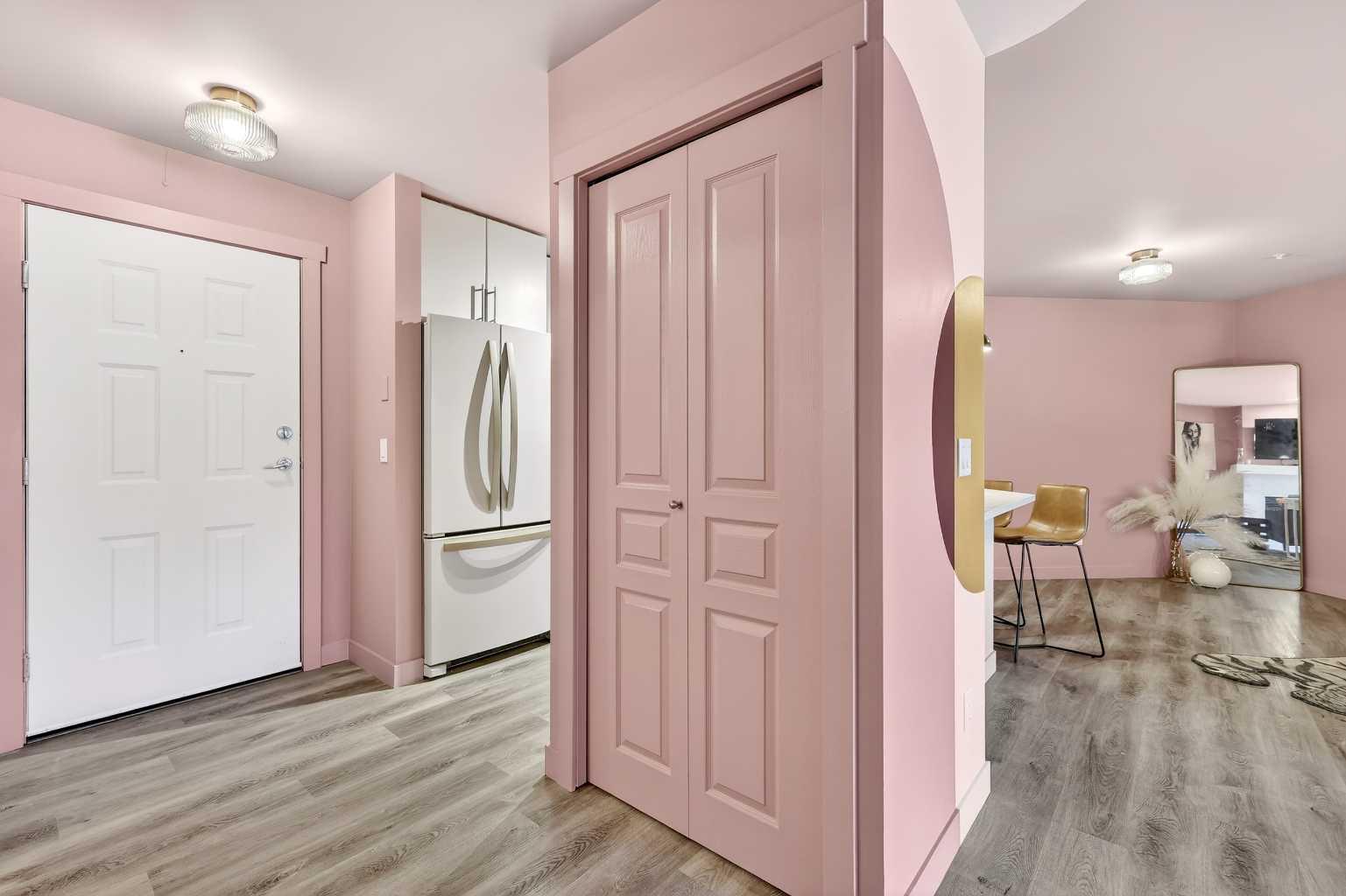 25 Richard Place SW 218