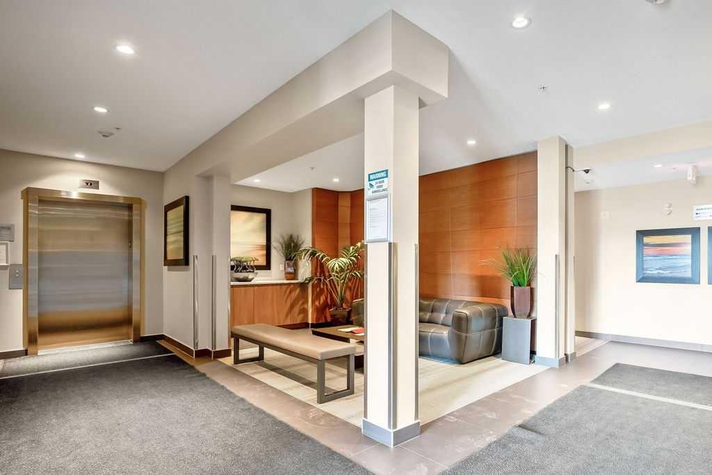 402 Marquis Lane SE 321