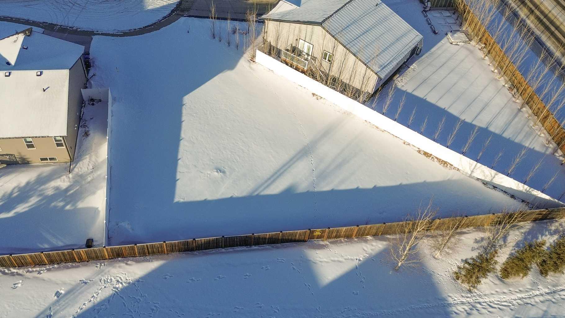 14 Napoleon Meadows Way