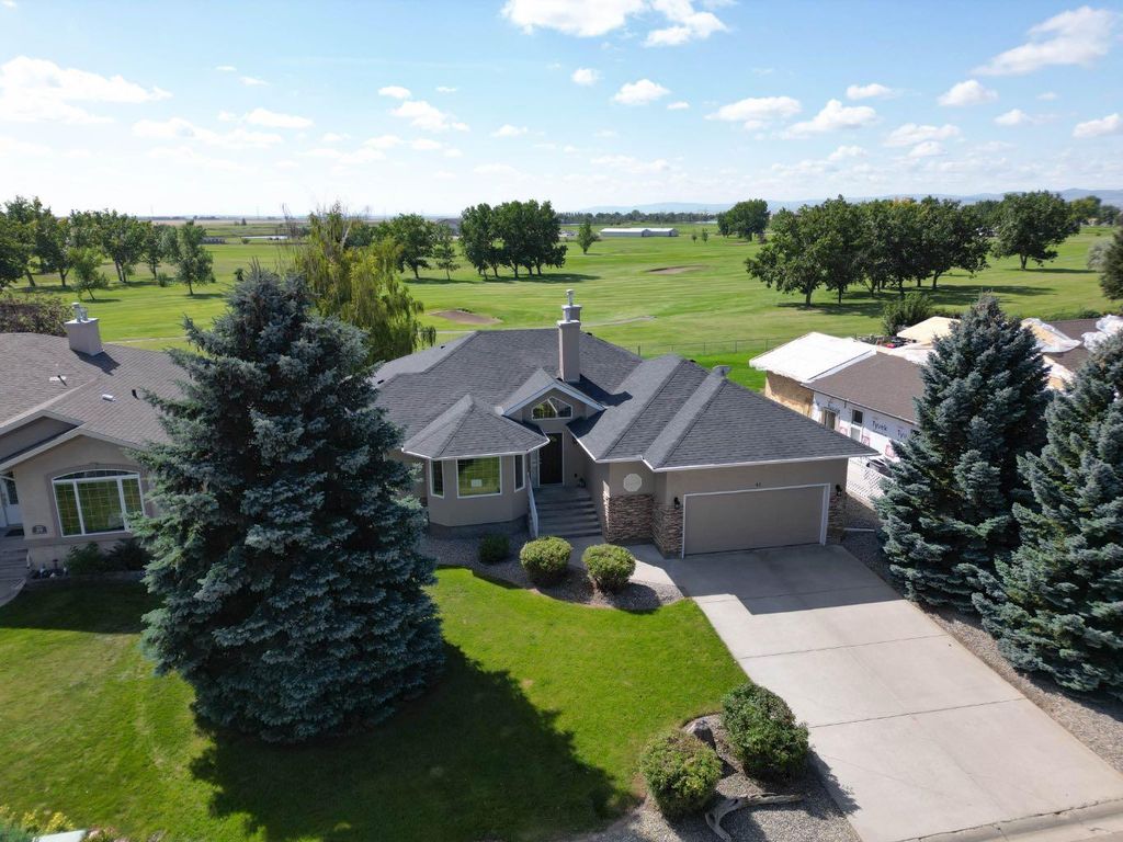 Photo of 41 Westlynn Drive W, Claresholm, AB T0L 0T0 (MLS # A2293868)