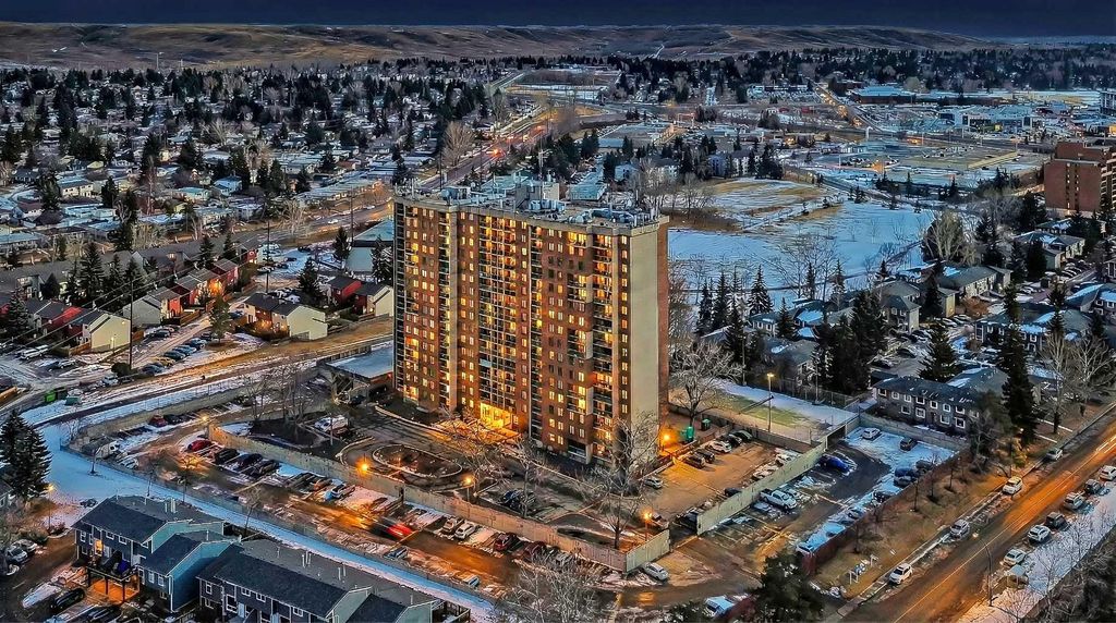 Photo of 4944 Dalton Drive NW #901, Calgary, AB T3A 2E6 (MLS # A2283201)