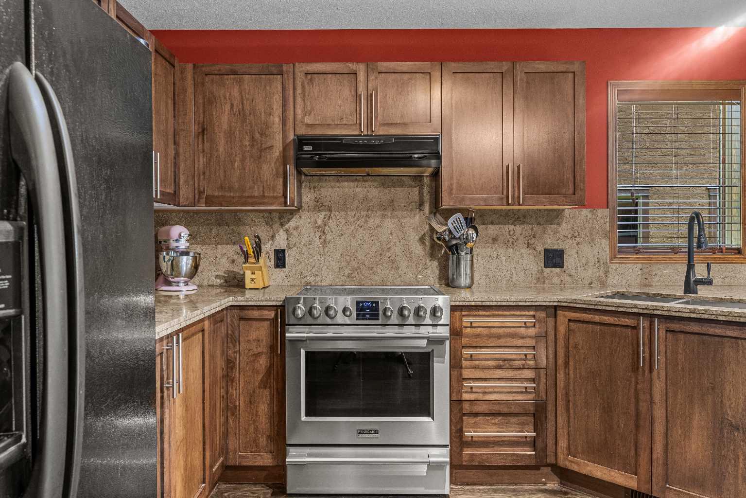108 Armstrong Place 202