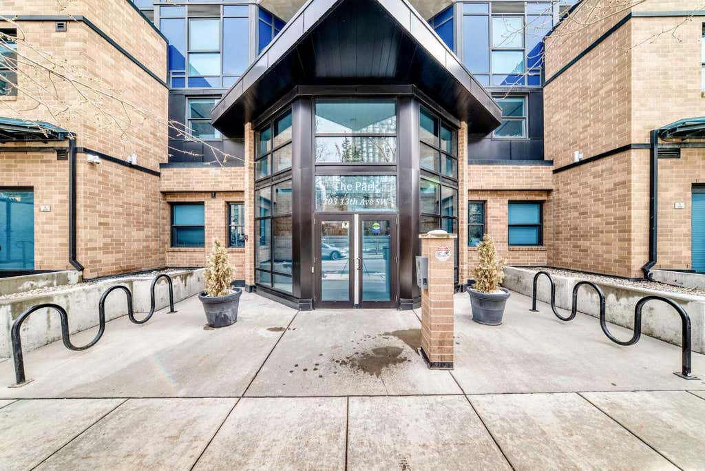 Photo of 303 13 Avenue SW #1003, Calgary, AB T2R 0Y9 (MLS # A2314576)