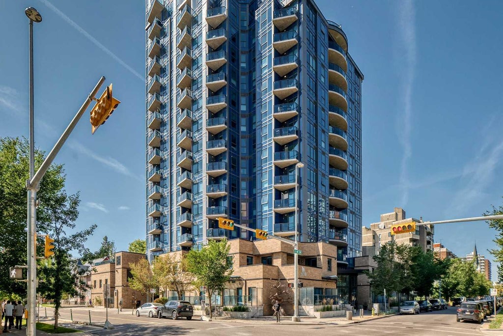 Photo of 303 13 Avenue SW #1003, Calgary, AB T2R 0Y9 (MLS # A2314576)